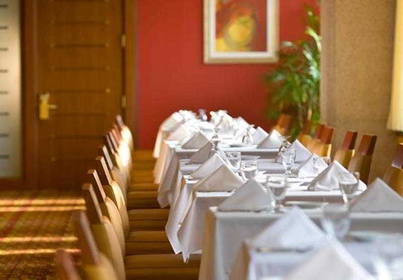 Washington Dulles Marriott Suites Herndon Bagian luar foto