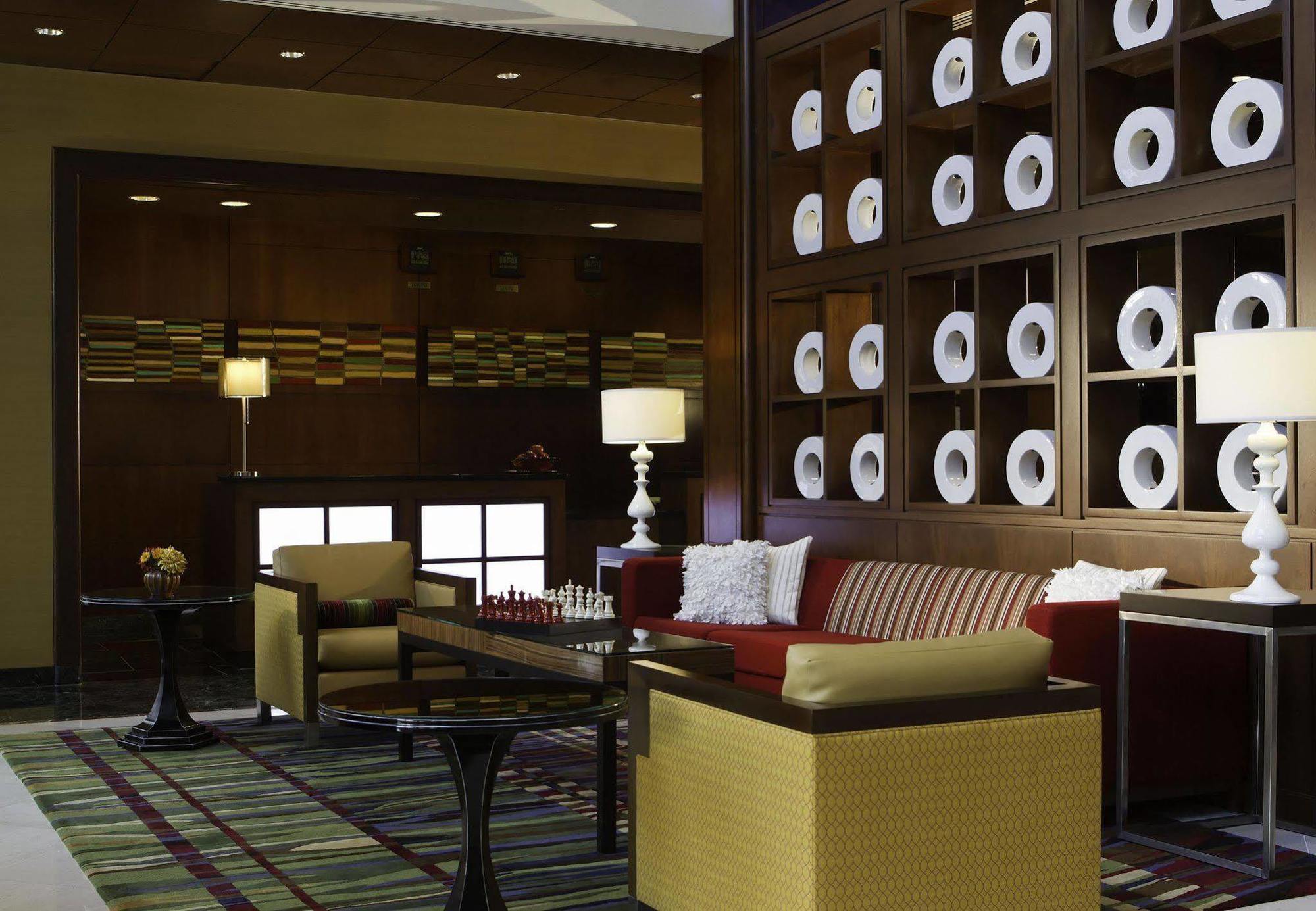 Washington Dulles Marriott Suites Herndon Bagian luar foto